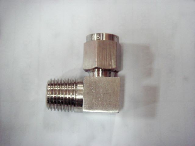 卡套(tao)彎通終端接頭(tou)生産租賃廠家(jiā)