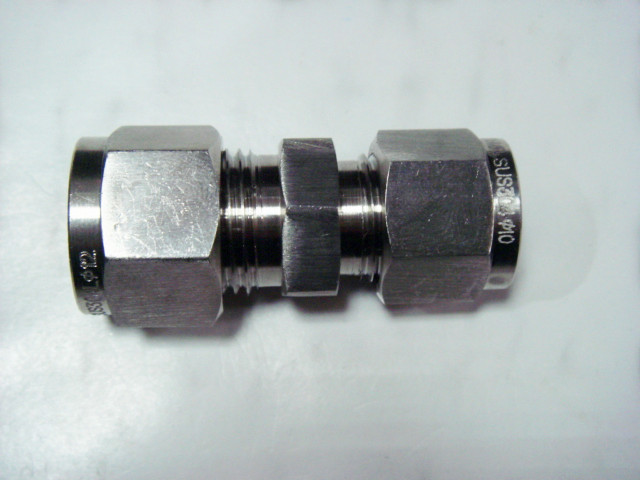 卡套異徑直(zhí)通接頭