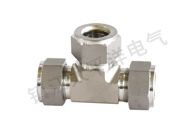 卡套(tao)三通中間接頭(tou)